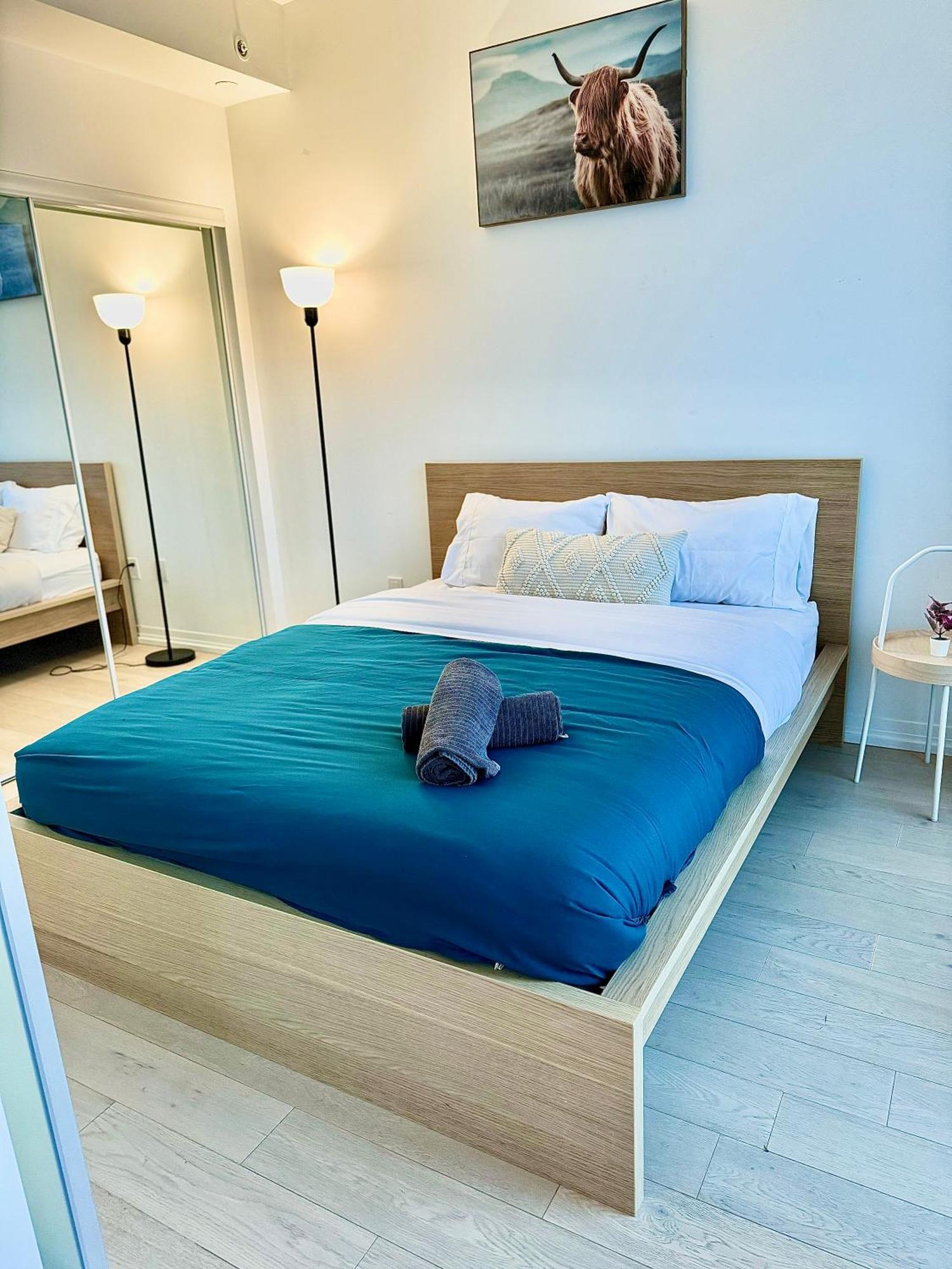 Elegant Condo Near Eaton Centre Mall تورونتو المظهر الخارجي الصورة